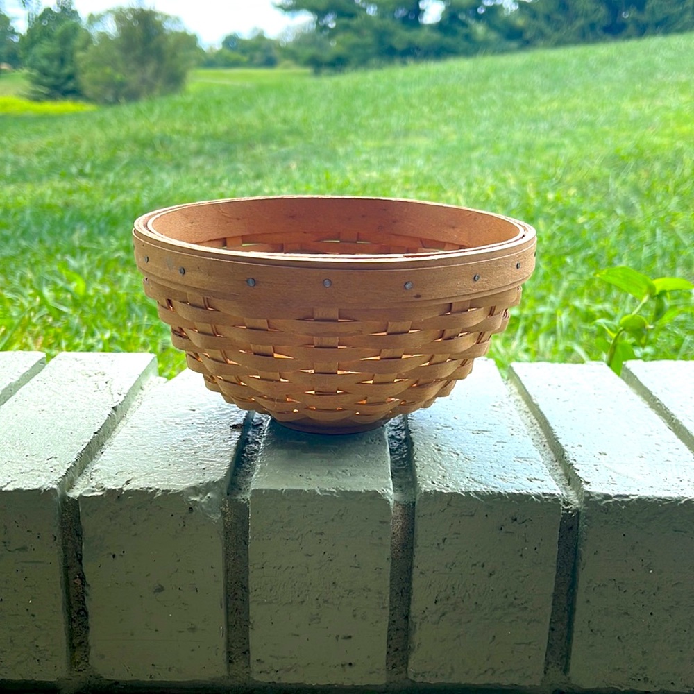Longaberger small bowl basket